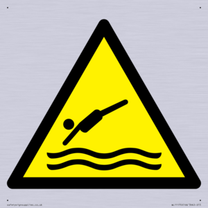 W507 Warning: Diving area